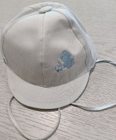 CAPPELLO CON VISIERA PRIMI MESI