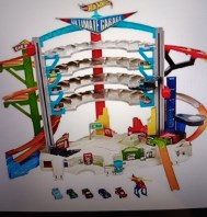 PISTA MACCHININE HOT WHEELS