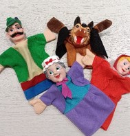 MARIONETTE DELLA STORIA DI CAPPUCCETTO ROSSO