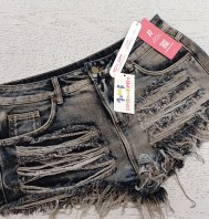 PANTALONCINO TG M NUOVO!