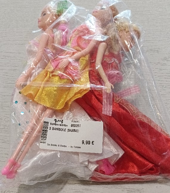 3 BAMBOLE (BARBIE)