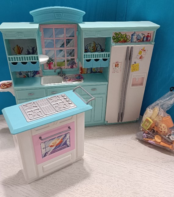 CUCINA BARBIE+ACCESSORI
