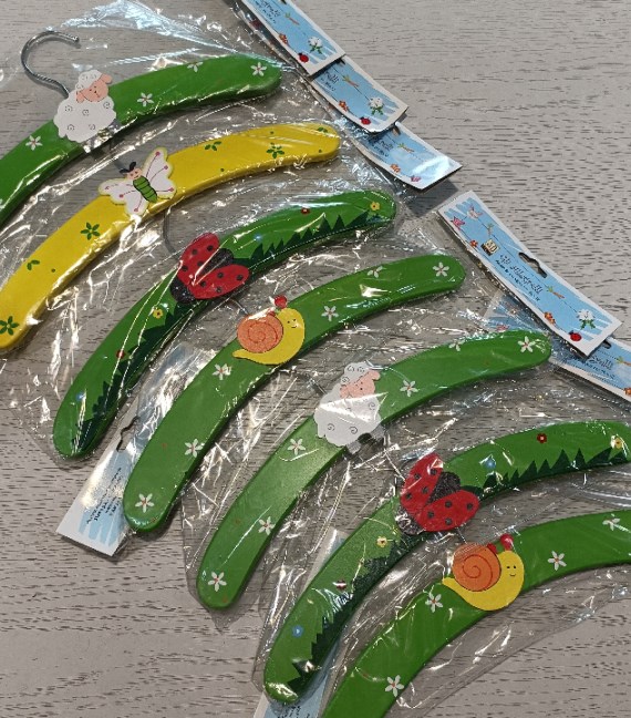 7 GRUCCE ARMADIO LEGNO NUOVE!