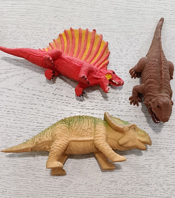 3 DINOSAURI MORBIDI