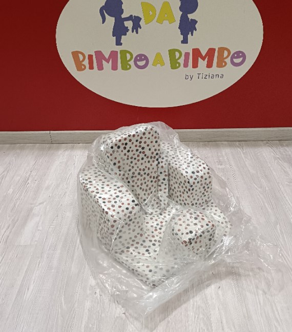 POLTRONCINA CAROLINA NUOVA!