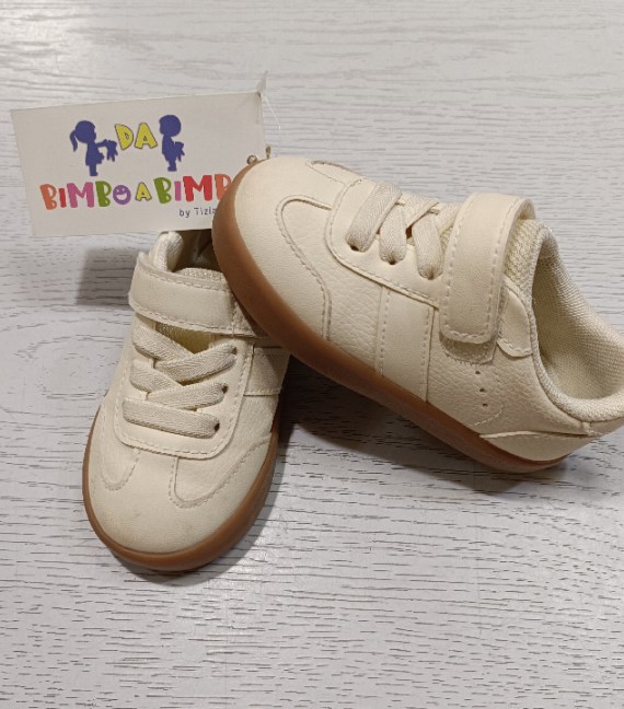 SCARPE TG 22 PRATICAMENTE NUOVE!