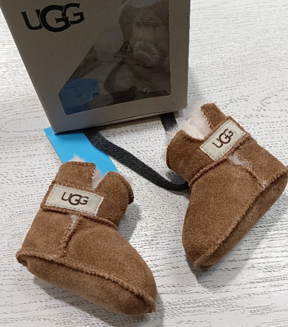 STIVALI HUG 0/6 MESI