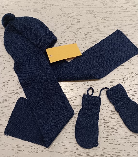 CAPPELLO+GUANTINI PRIMI MESI