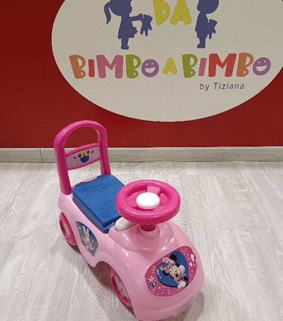 AUTOMOBILE CAVALCABILE MINNIE