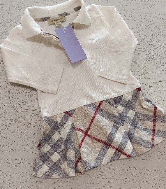 VESTITO BURBERRY 6 MESI