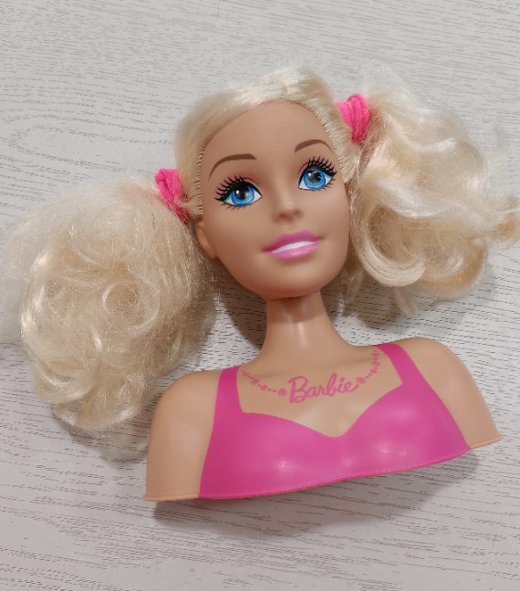 BARBIE DA PETTINARE