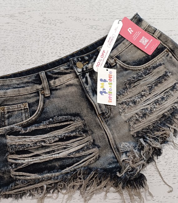 PANTALONCINO TG M NUOVO!