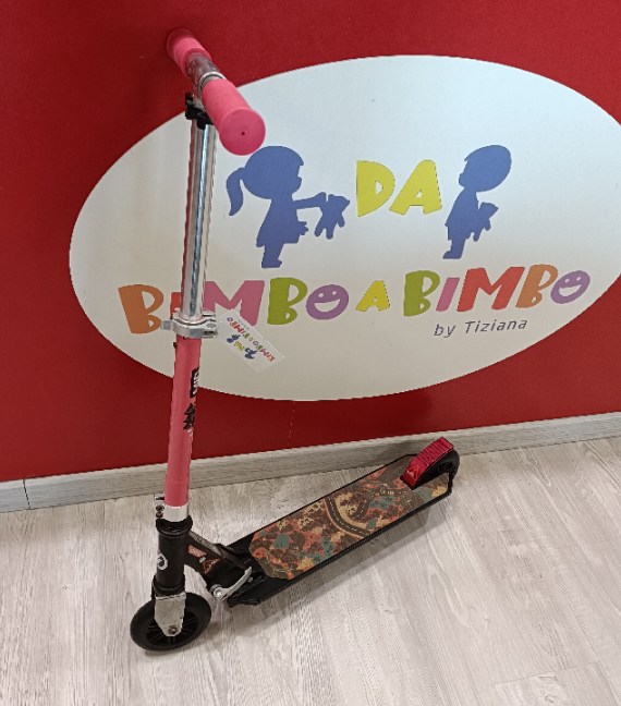 MONOPATTINO A DUE RUOTE