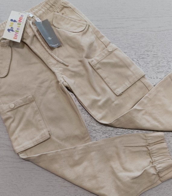 PANTALONE 8/9 ANNI NUOVO!