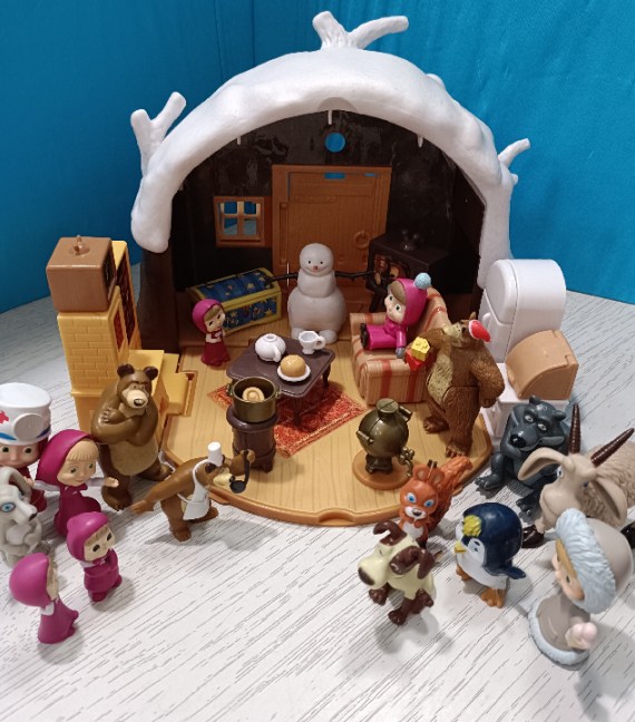LA CASA DI MASHA E ORSO