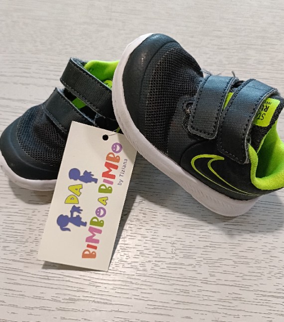 SCARPE NIKE TG 19,5
